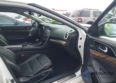 2017 Nissan Maxima 3.5 Platinum z USA, uszkodzony, nr VIN 1N4AA6AP2HC421962